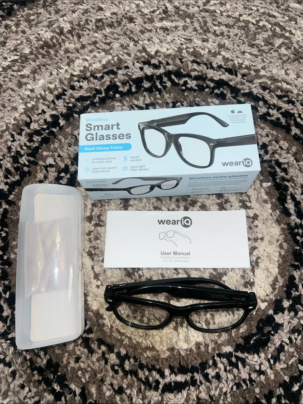 Wireless Smart Glasses in Black Glossy Frame